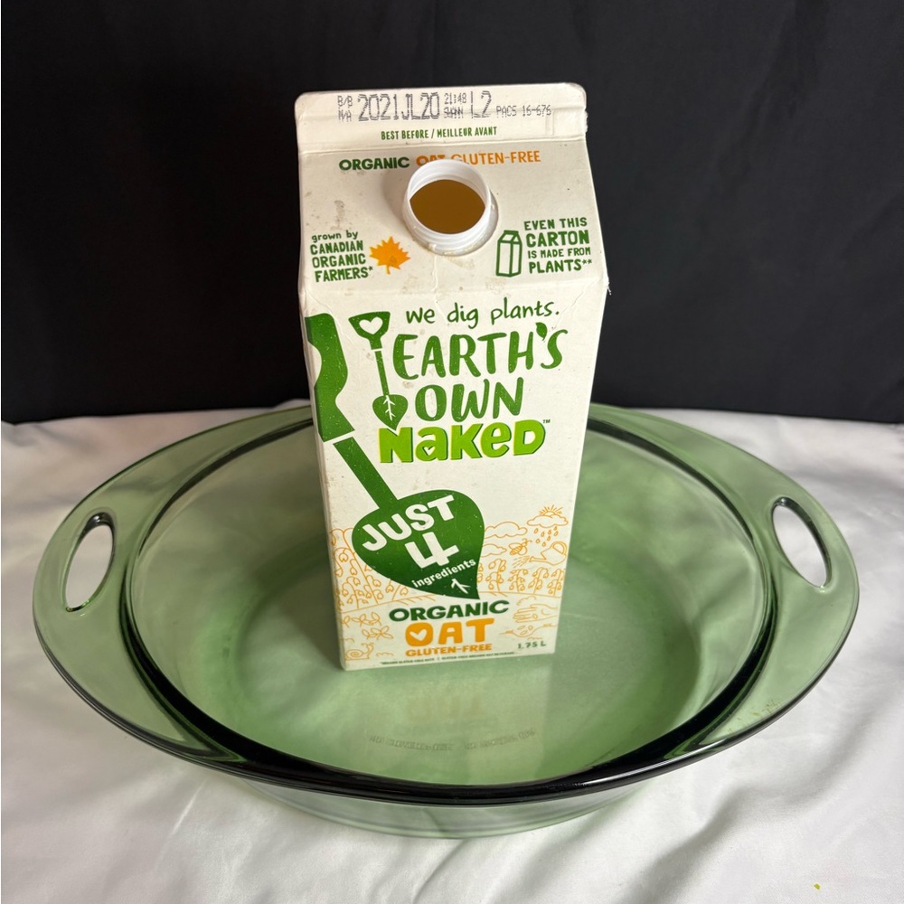 Anchor Hocking, oval green baking dish